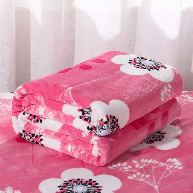 Hello Kitty Four Seasons Blanket Fast Warm Flannel Air Conditioned Blanket Student Dormitory Single Double Blanket Bed Sheet